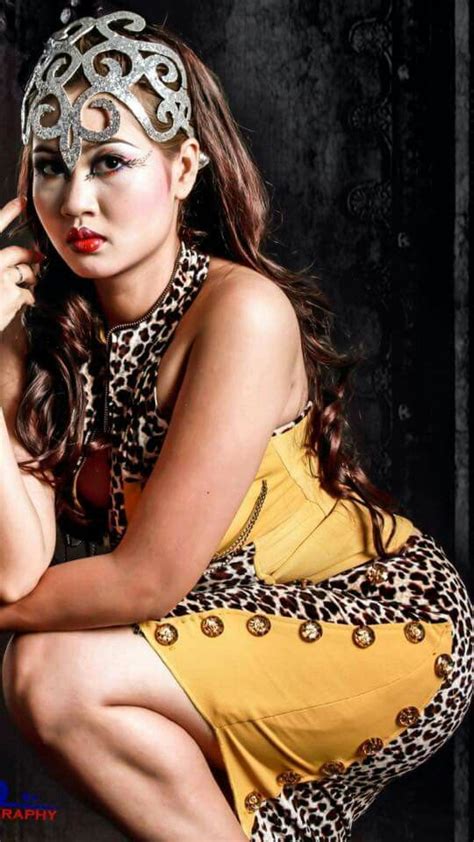 Shwe Poe Eain Beautiful Girl In India Burmese Girls Sexy Asian Dress