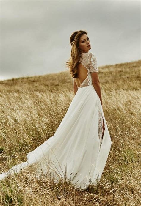 Wedding Dresses For Barn Wedding Best 10 Find The Perfect Venue For