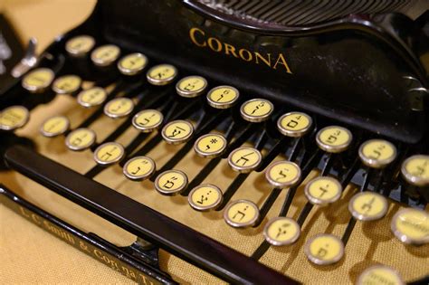 These Typewriters Were Key To Golden Age Of Yiddish Literature Wsj