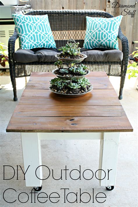 The table is finished with an outdoor urethane for a long life outdoors. DIY Outdoor Coffee Table