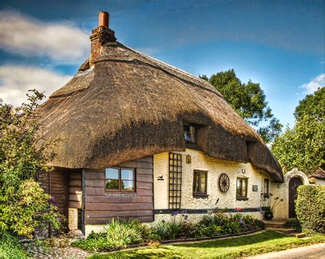 Gorgeous English Thatched Cottages Britain And Britishness