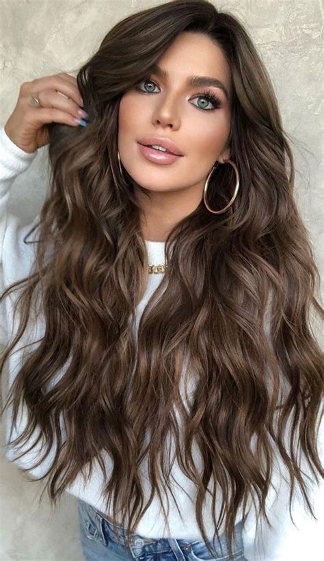 2 December Hair Colour This Is A Cool Brunette Look That Has Icy