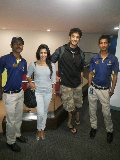 No does dinesh karthik drink alcohol?: Priya Anand and Gautham Karthik With fans | Anand