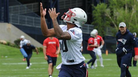 2019 Nfl Training Camp Battles Receiver Is Wide Open For Patriots