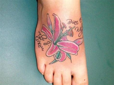 60 Lily Tattoos On Foot With Meaning