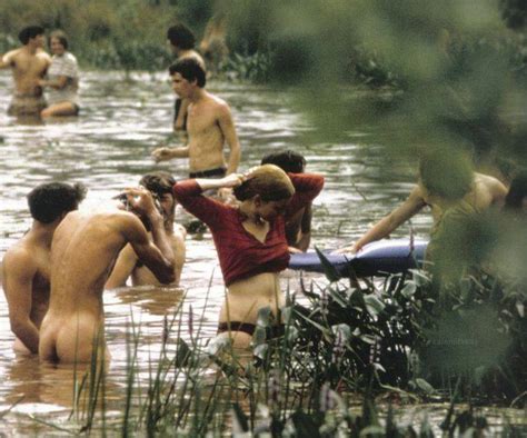 Nude Pics Of Woodstock Fuckhole Club