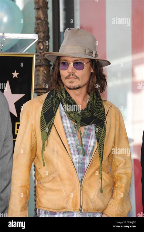 Los Angeles Ca April 01 2011 Johnny Depp On Hollywood Boulevard