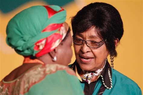 Der friedlichste mann der welt ist tot. Kämpferin gegen die Apartheid: Winnie Mandela gestorben ...