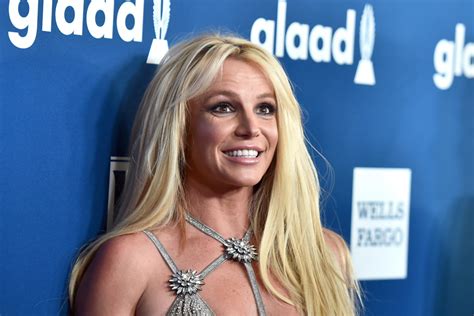 Britney Spears Wants A Mickey Mouse Club Reunion Mix