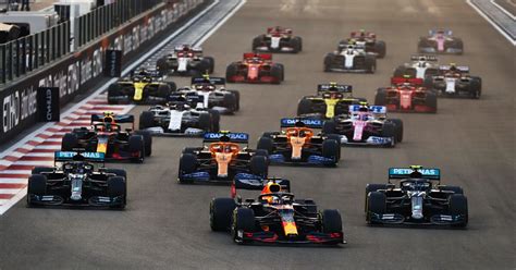 From practice and qualifying to the main race event. Overzicht: De Formule 1-coureurs en F1-teams in 2021 ...