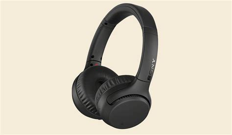 15 Best Bass Headphones With Powerful Bass August 2023