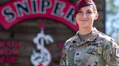 First Female Active Duty Soldier Graduates From Sniper School Task And Purpose