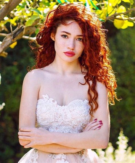 Pin By Alan Koller On Red Hots Beautiful Red Hair Beautiful Redhead Redheads