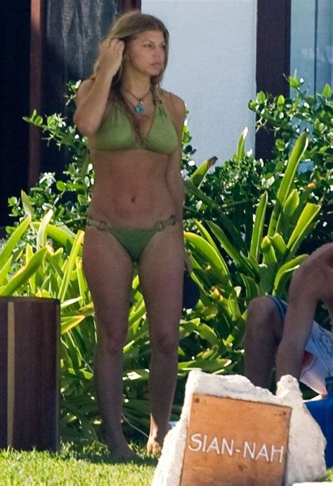 Fergie In Bikini 9 Photos Izismile Com