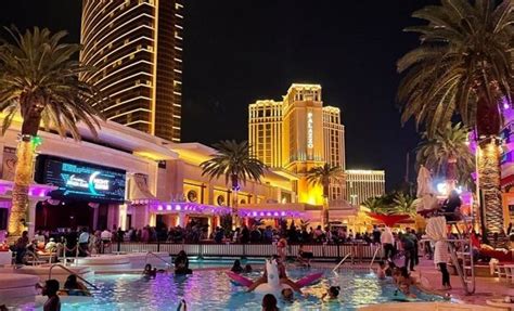 The 10 Best Nightclubs And Lounges In Las Vegas In 2023