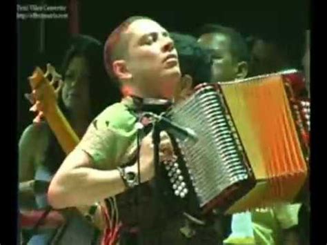 El artista, otrora relacionado con grupos paramilitares, fue el protagonista de la fiesta de fin de año del ente acusador. Poncho Zuleta_02 En el Copey www.Vallenateros.com - YouTube