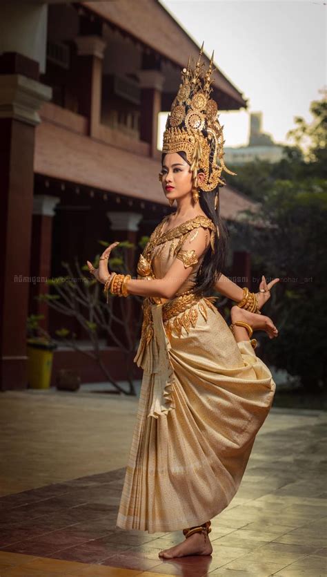 Royal Ballet Of Cambodia Wikipedia Modern Dance Costume