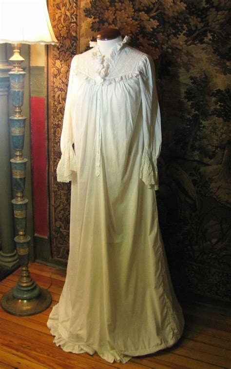 Beautiful Long Victorian Nightgown Lavished With Lace My Style At