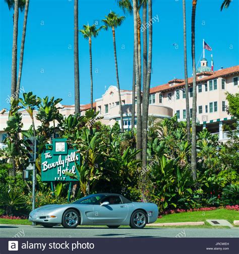 Beverly Hills Hotel Entrance Hi Res Stock Photography And Images Alamy