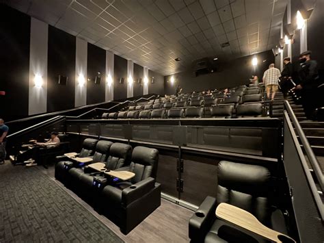 Adult Only Cineplex Vip Cinemas Opens At The Amazing Brentwood