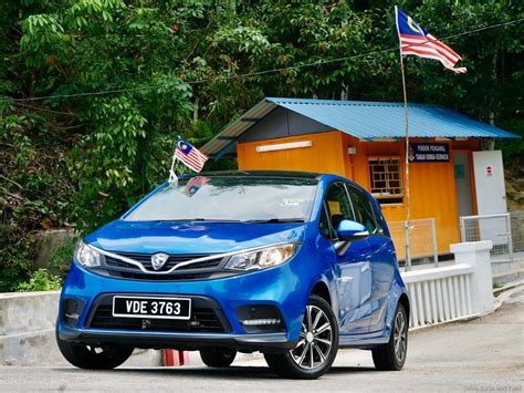 Both the axia and myvi. Spec Vs Spec: Perodua Myvi Vs Proton Iriz - Automacha