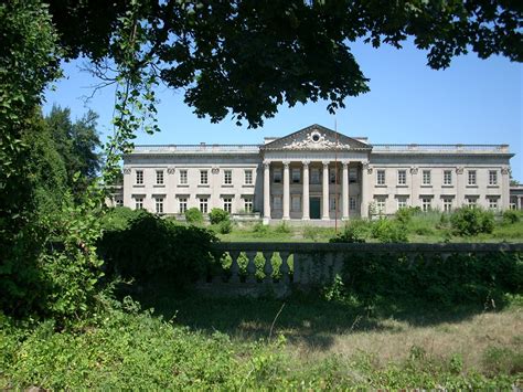 Largest Abandoned Mansion In Usa 70000sq Ft Lynnewood Hall In
