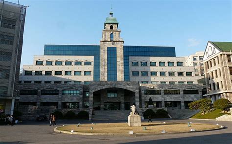 Kaist is an ethnically diverse institution in korea, with almost 600 international students admitted every year. Top 10 Universities in South Korea 2019 | Top Universities
