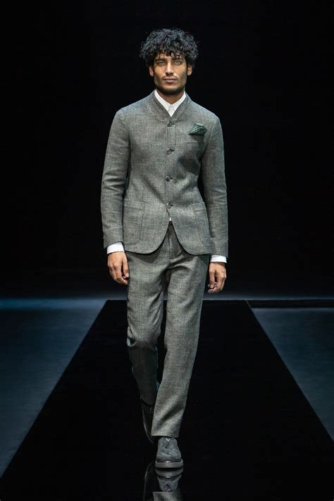 Giorgio Armani Fall 2021 Menswear Collection Vogue