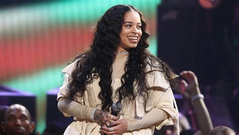 Ella Mai Performs ‘bood Up Live At American Music Awards 2018 Video