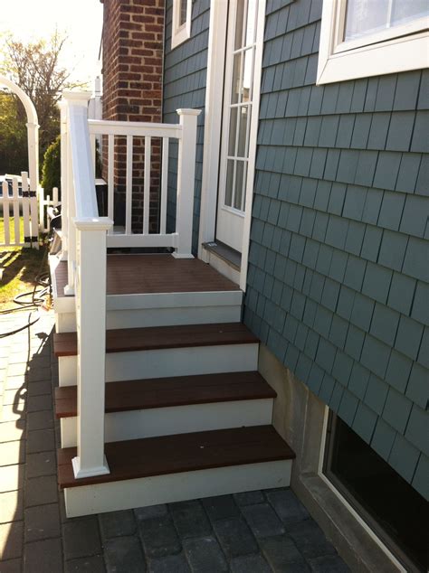 Door Landings Patio Stairs House Entrance House With Porch