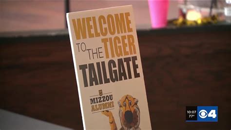 Fans Flock Downtown As Mizzou Football Returns To St Louis For The First Time In Over A Decade