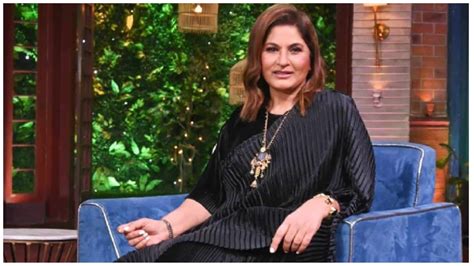 Archana Puran Got Angry After Reading Lewd Comments Scolded The Users