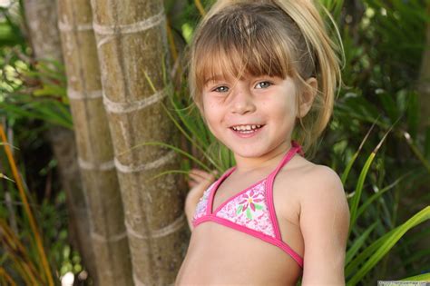 Das Kleine Mädchen Bikini Ein Kostenloses Foto Auf Pixabay Pixabay