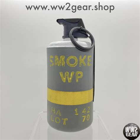 Us Ww2 M15 White Phosphorus Wp Smoke Grenade Reproduction