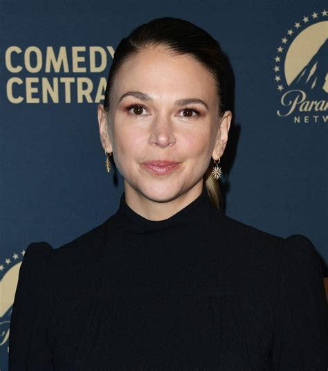Sutton Foster At Comedy Central Paramount Network And Tv Land Press