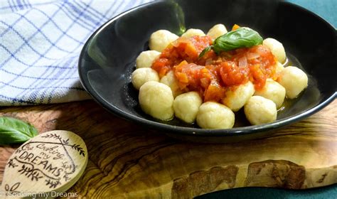 Ricotta Gnocchi With Meatless Bolognese Sauce Cooking My Dreams