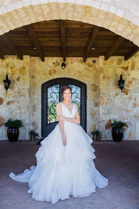 2 amazing venue packages with 5 ceremony sites and 3 reception sites to choose from! Tuscany Hill - Wedding Ceremony & Reception Hall in 2020 ...