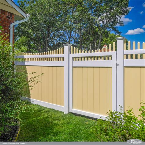 Vinyl Privacy Fence With Scalloped Picket Top Illusions Fence