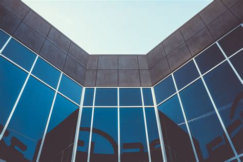 무료 이미지 건축물 구조 마천루 천장 선 정면 푸른 디자인 대칭 모양 본부 일광 스포츠 경기장