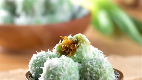 Penasaran dengan kenikmatan klepon dalam bentuk cake? Cara Membuat Kue Klepon Unti - Masak Apa Hari Ini?