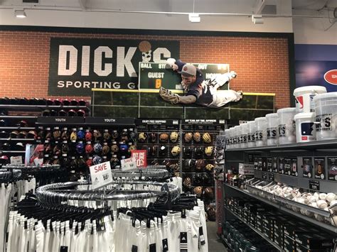 Dick’s Sporting Goods 130 Photos And 179 Reviews Sports Wear 3359 E Foothill Blvd Pasadena