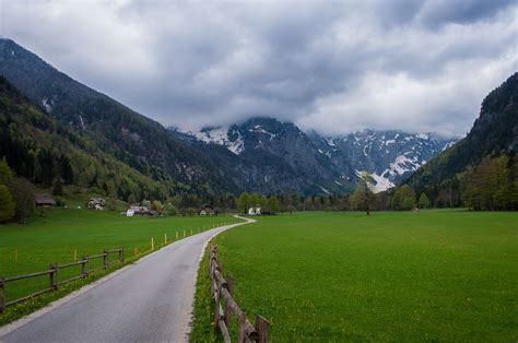Eslovenia es miembro tanto de schengen y el sistema de la ue. Welcome to Logarska Dolina | Dolina, Paisajes, Eslovenia