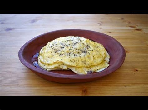 This recipe can be adapted easily to other eggs, such as quail's eggs. Italiano In the cookbook conventionally attributed to Apicius, De Re Coquinaria, there are a few ...