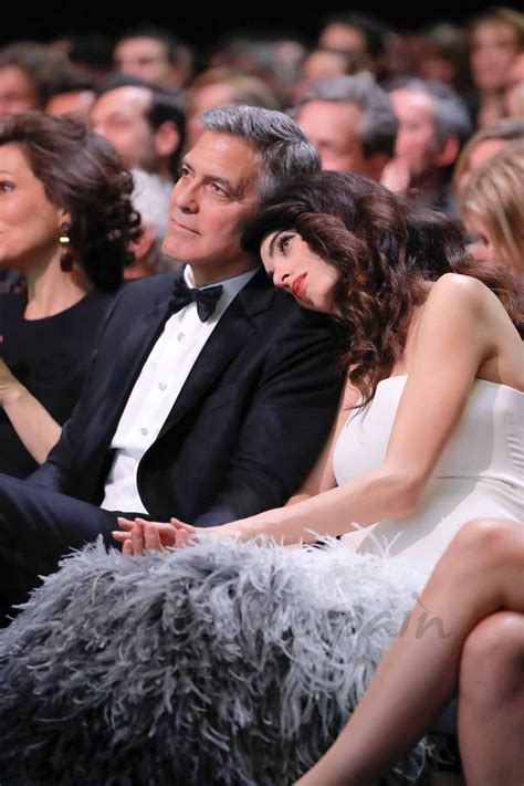 Amal Clooney Presume De Embarazo En Los Premios César