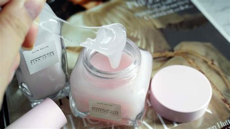 A must have for soft glowing skin. JOYCE LAU: Glow Recipe Watermelon Sleeping Mask VS Pink ...