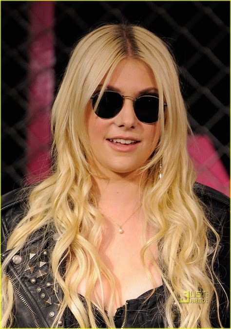 Photo Taylor Momsen Material Girl Launch 03 Photo 2471151 Just