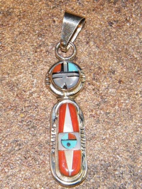 Native American Indian Zuni Sunface Pendant Sterling Silver R Edaakie