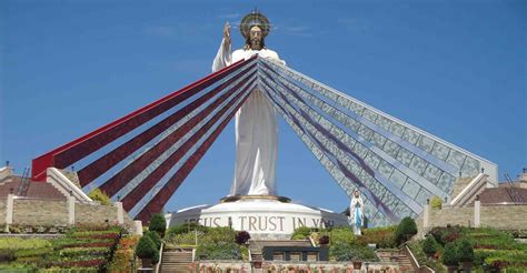 My days of mercy has an undeniably intriguing premise, but does not have any strong ideas about how to bring it to life. The Feast of Divine Mercy: Refuge For All Souls — Joy In Truth