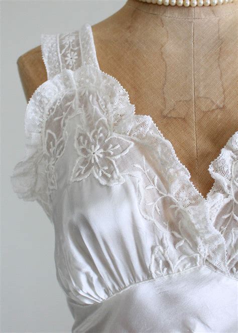 vintage 1940s forty winks silk and lace nightgown raleigh vintage