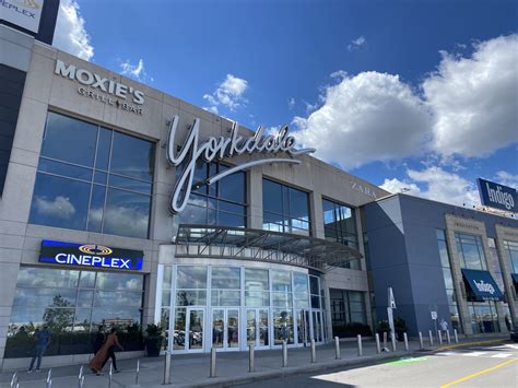 Yorkdale Shopping Centre In Toronto Seeing More Than A Dozen Global